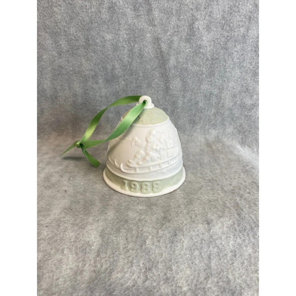 1988 Lladro Christmas Bell Ornament White Porcelain Green Ribbon Reindeer Sleigh